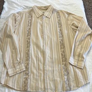 Men’s Large Solitude dress shirt